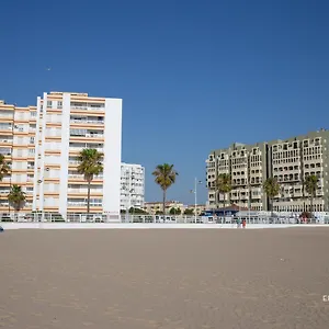 Apartamento Mrz 1ª Linea Playa Valdelagrana 3 Dorm Y Parking, El Puerto de Santa María